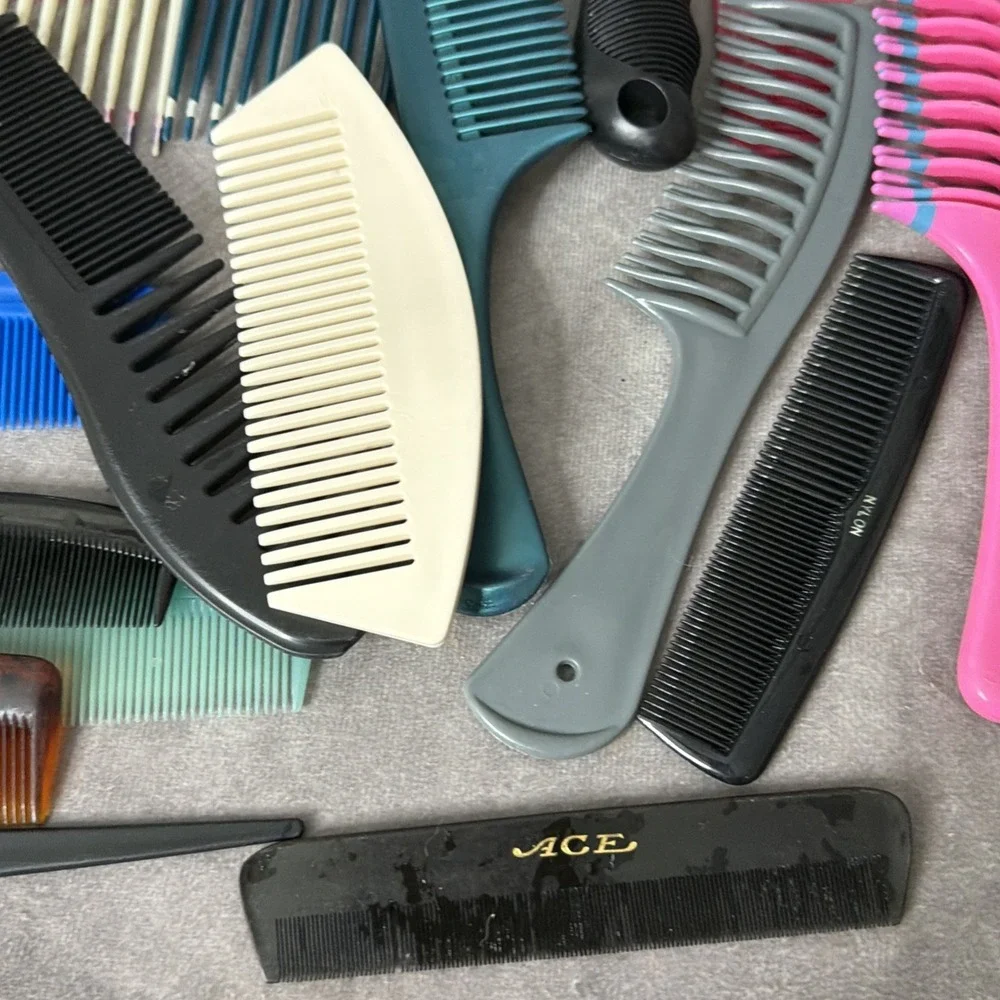 Huge Lot Of Vintage Combs Goody Ace Unbreakable Revlon Conair